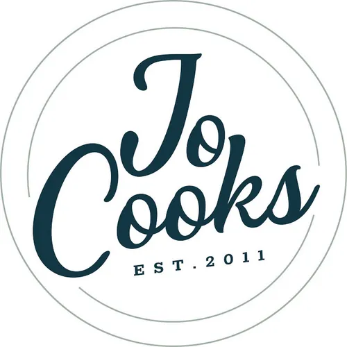 Joanna Cismaru (Jo Cooks)