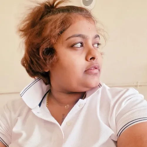 Sanjana Kannadathi vlogs