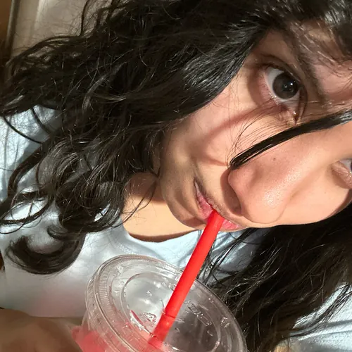 Claire_TheWeirdo