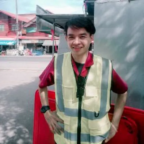 นายช่าง นัท