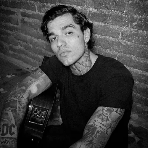 Angel Flores - Topic