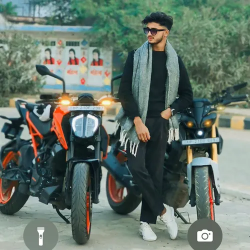 Monish saifi
