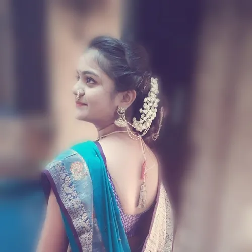 Artist Aparna Mhatre