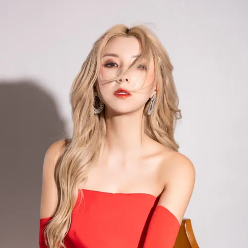 Kayee Tam