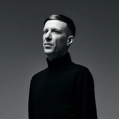 Ten Walls 