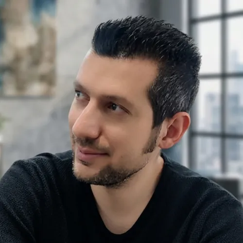 Emre Aktürk