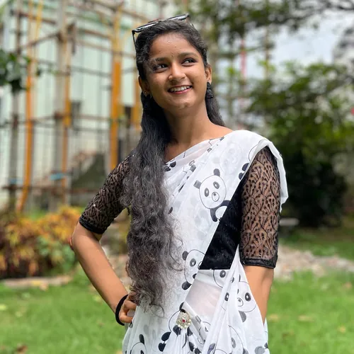 anushalucky_official
