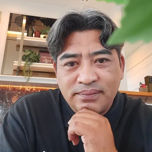 ณรงค์ฤทธิ์ แย้มใย