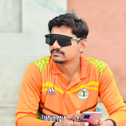 AWANISH RAJPUT VLOGES 