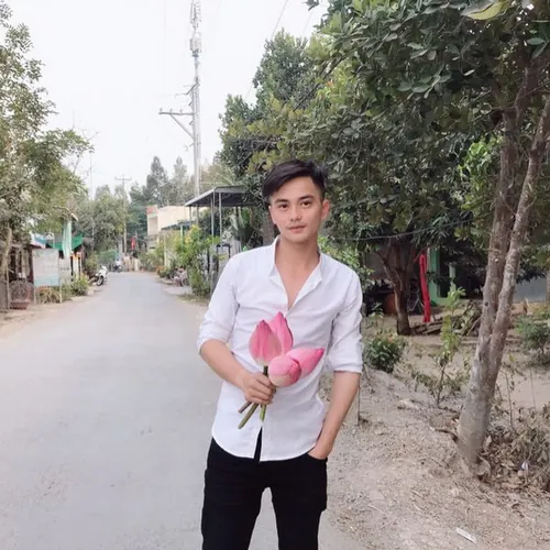 hiếu nguyễn