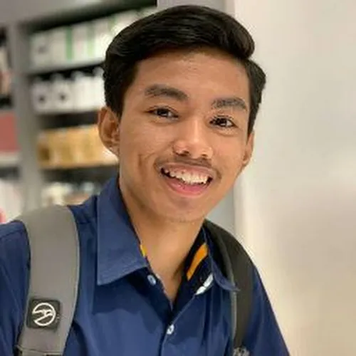 SIENA, AKIRA KYLER