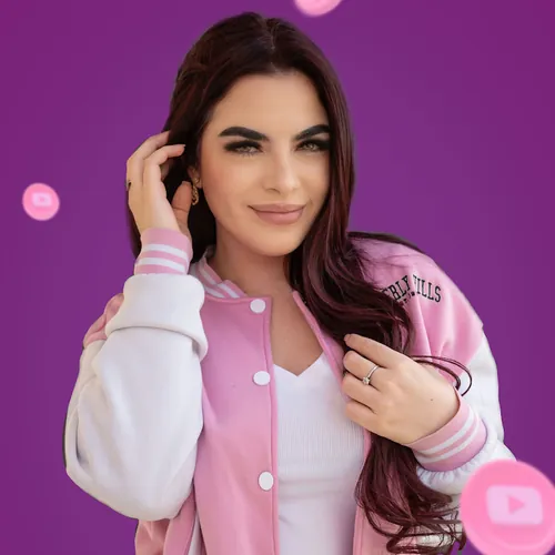 Layla Robles 