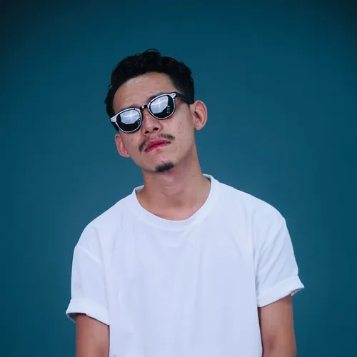 TOSHI YIMKHIUNG MUSIC