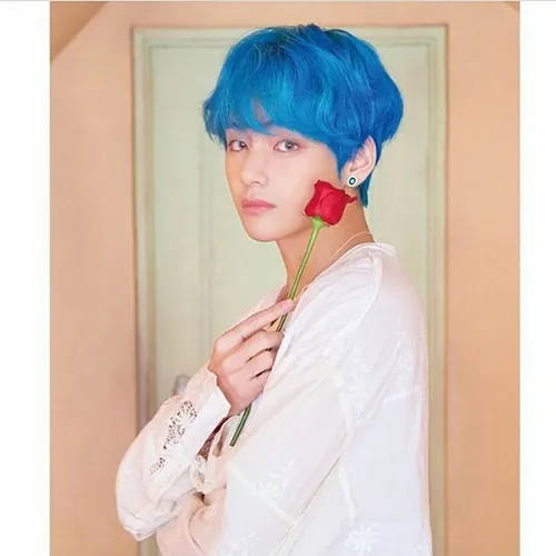 Taehyung y Oliver moy Sebastián moy