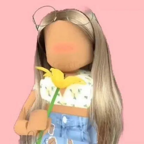Zara Plays Games