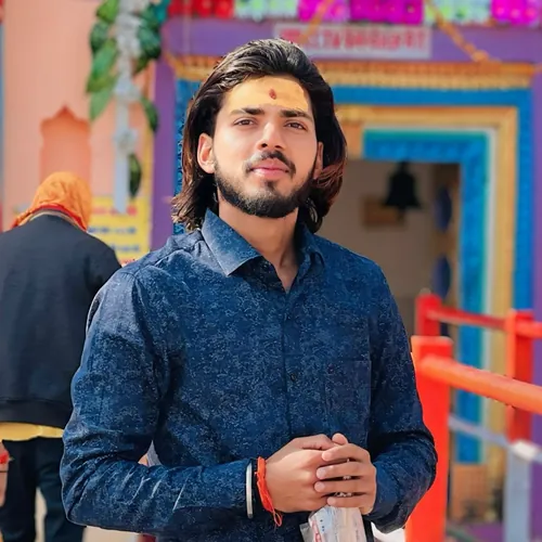 Mohitt kanpuriya  shorts 