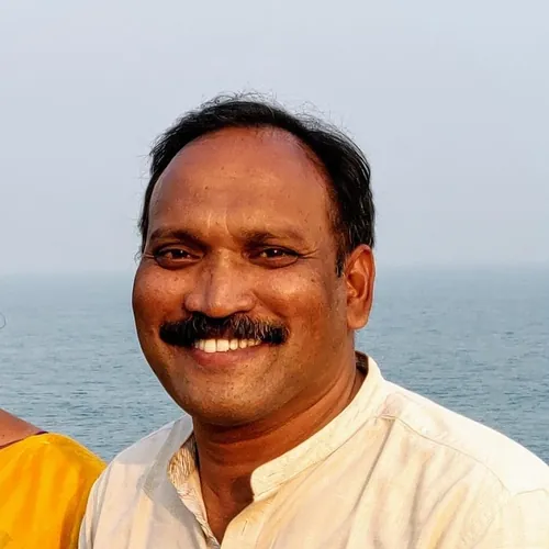 Paatha Patala Butta - by Raparti Murali , Lecturer