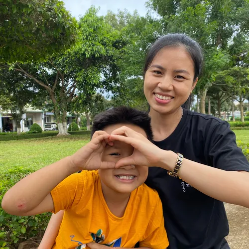 Người Mẹ Bất Ổn