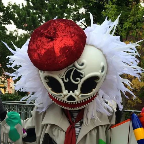 Take a walk Tokyo Disney Resort TV !